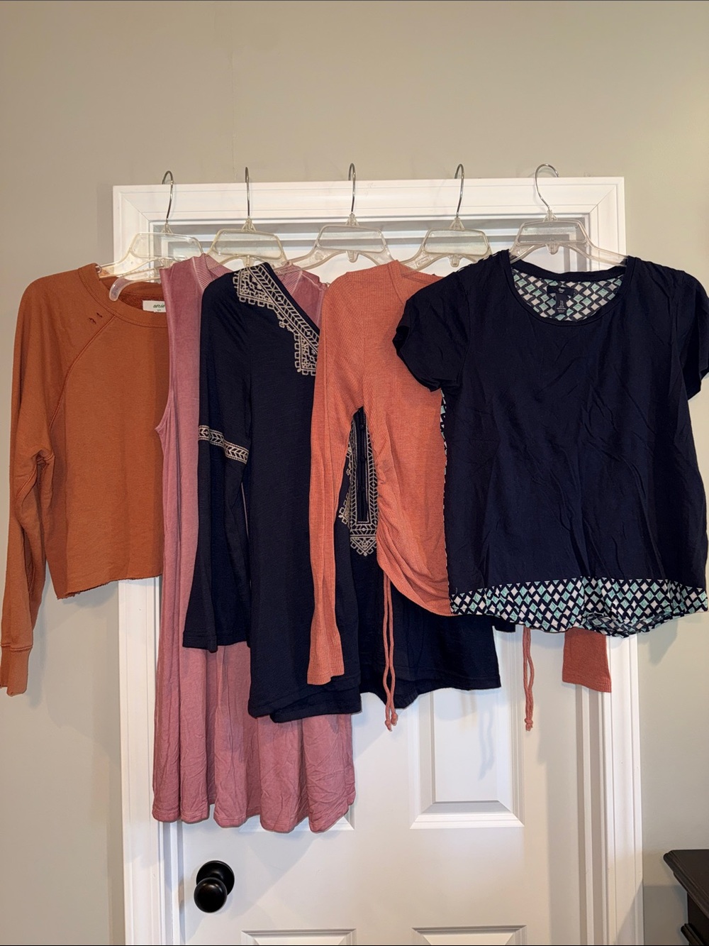 Mixed Women's Tops Bundle - Black, Rust, Mauve